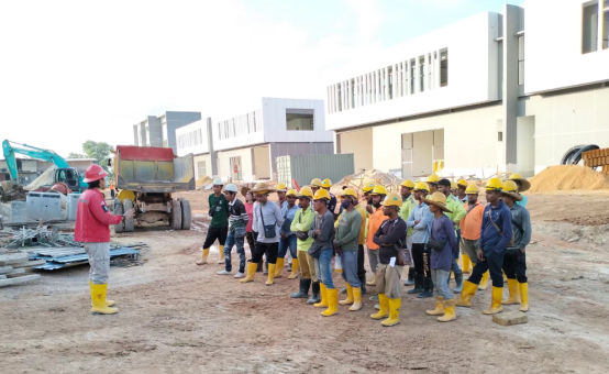 "Nanjing batch of laboratory furniture exported to Haiphong, Vietnam, DDU transportation plan -